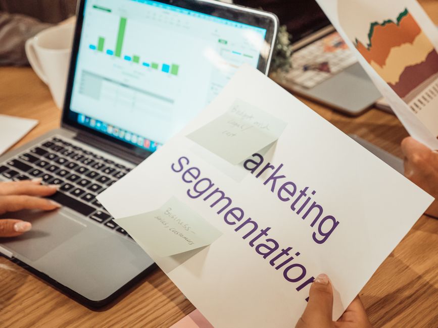 Beispiel Keyword- und Anzeigenlogik im Online Marketing Kurs