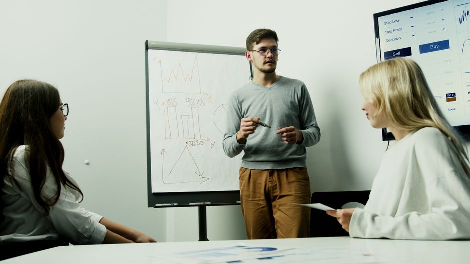Porträt von Jonas Weber, Performance Marketing Spezialist bei Nexqoralinpu
